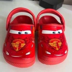lightning mcqueen crocs